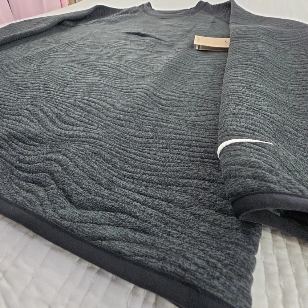 Nike Dri-FIT Tour Quilted Crew Neck Mens L Black FD5835-010 Golf Sweater NWT NEW